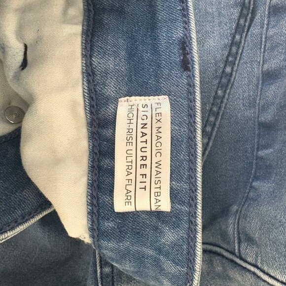 Lane Bryant Signature Fit Flex Magic Waistband High Rise Flare Jeans Size 26 - Picture 14 of 14